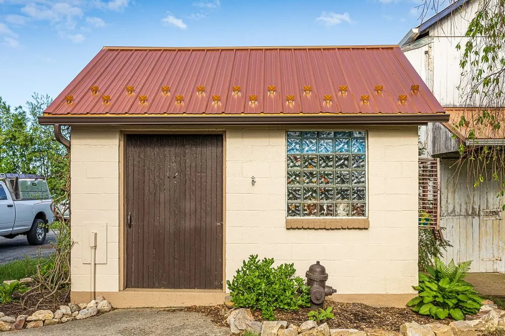 Professional roof replacement in Dalmatia, PA - Dream Roofing