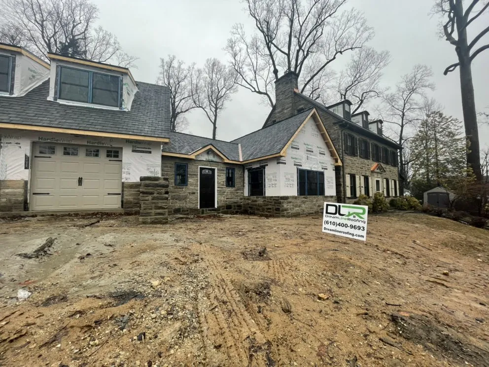 Slide of DreamLine Roofing