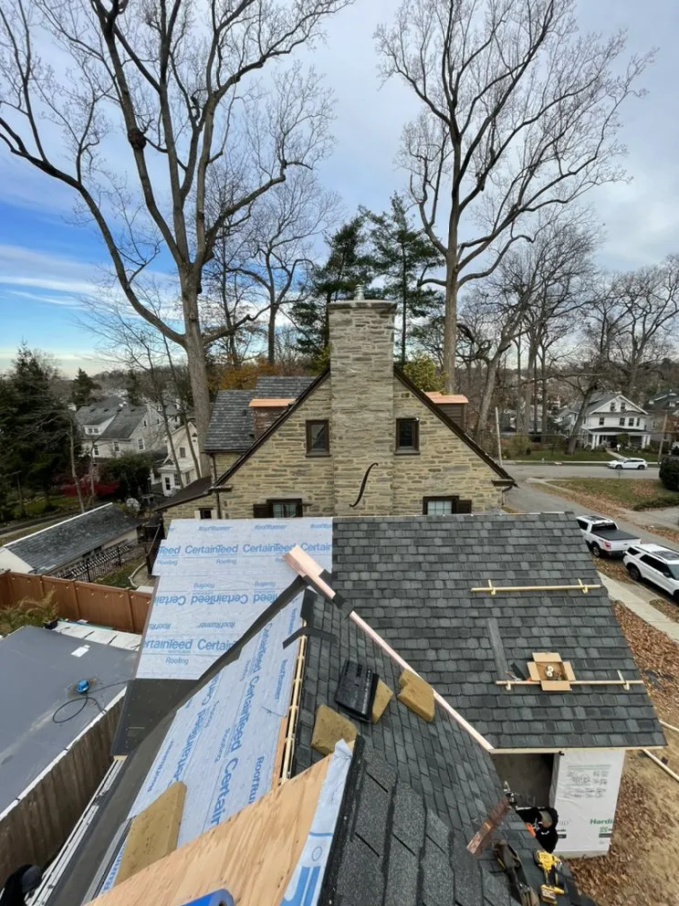 Slide of DreamLine Roofing