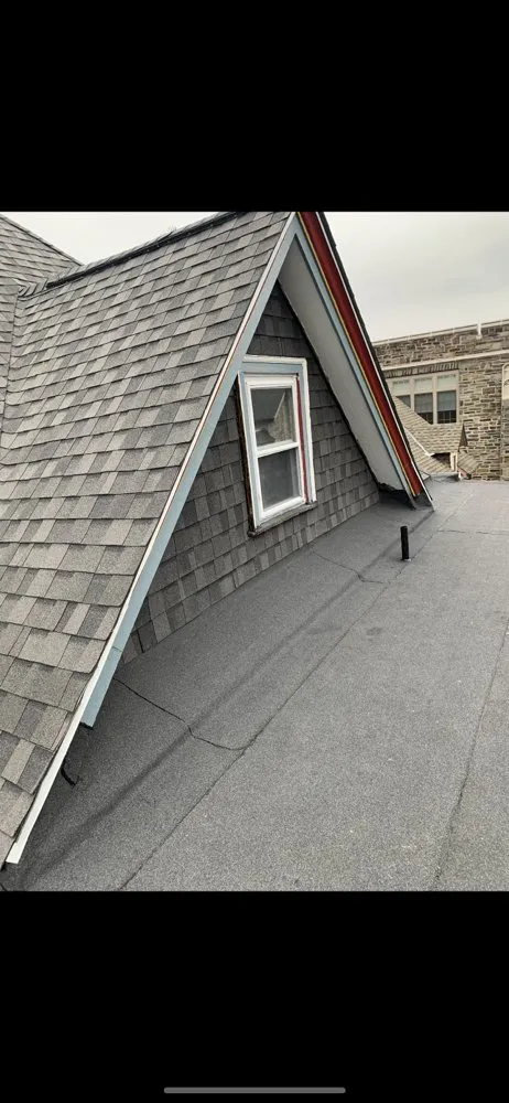 Slide of DreamLine Roofing