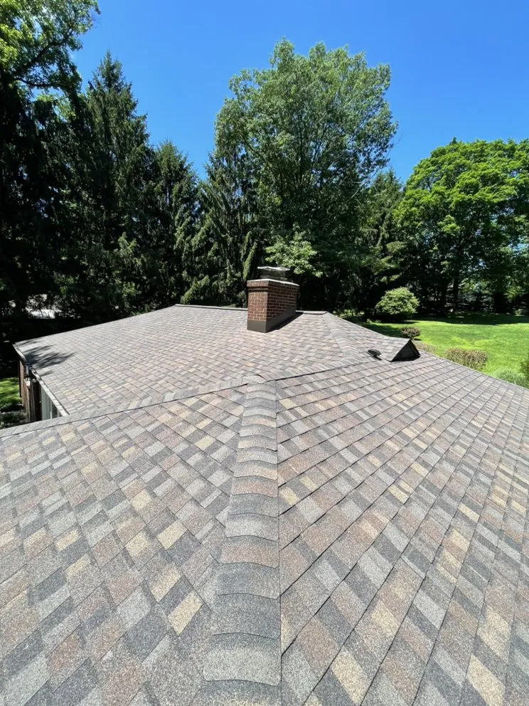 Slide of DreamLine Roofing