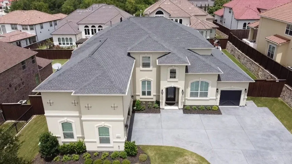 Slide of Dreamly Roofing and Construction