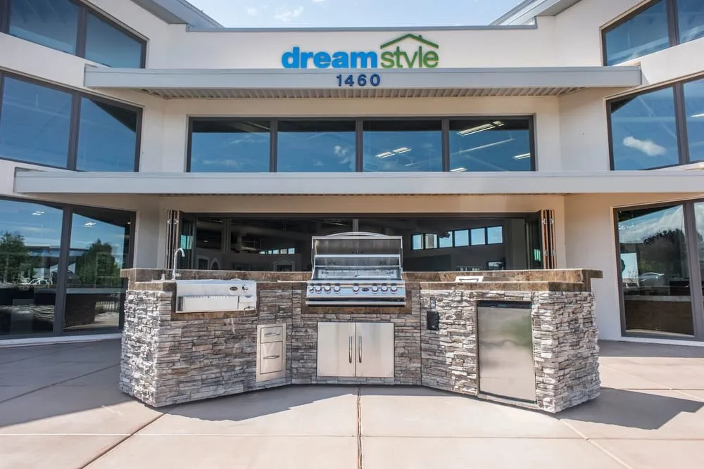 Slide of Dreamstyle Remodeling