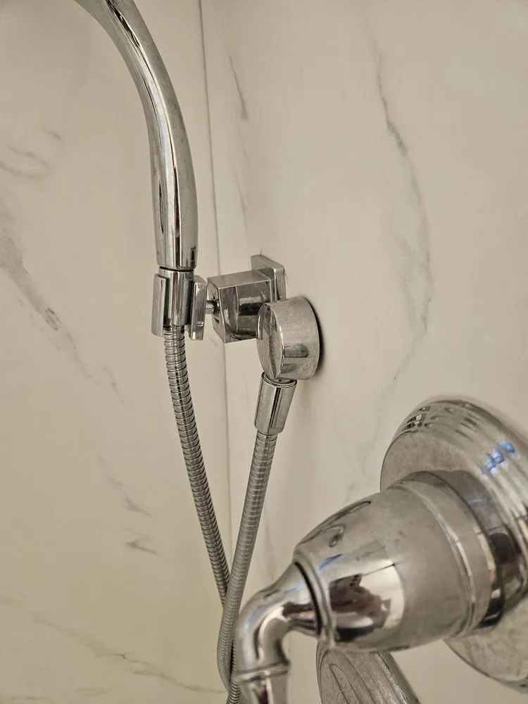 Slide of Dreamstyle Remodeling