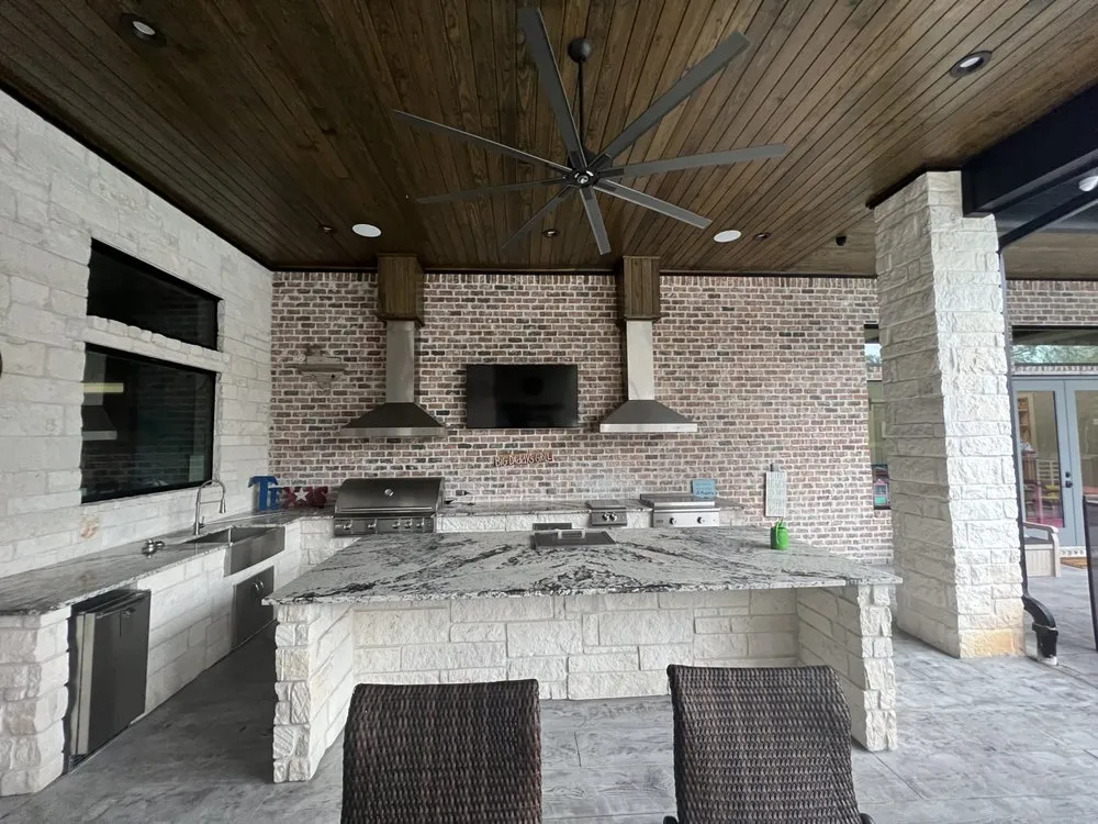 Slide of DreamTek Construction