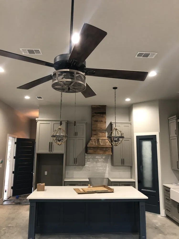 Slide of DreamTek Construction