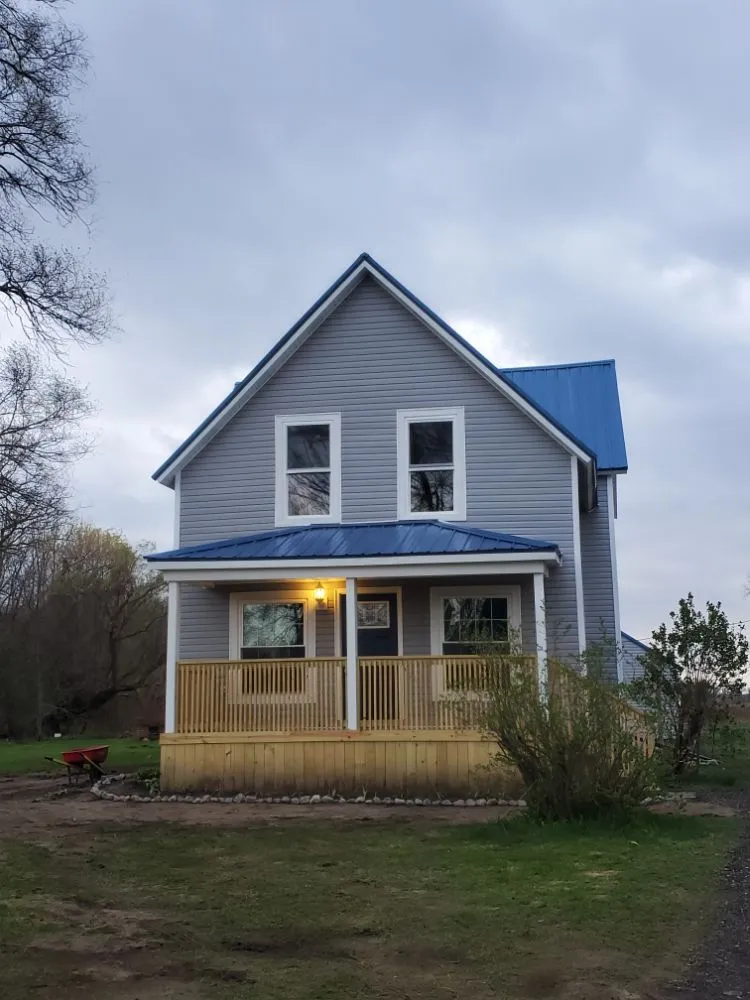 Top-rated storm damage roof repair experts serving Birch Run, MI - Dreamwork Home Renovations