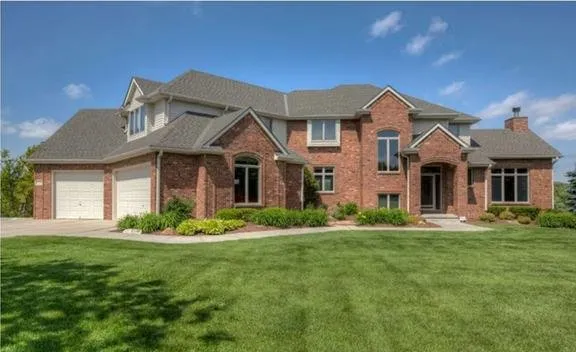 Slide of Drey Roofing