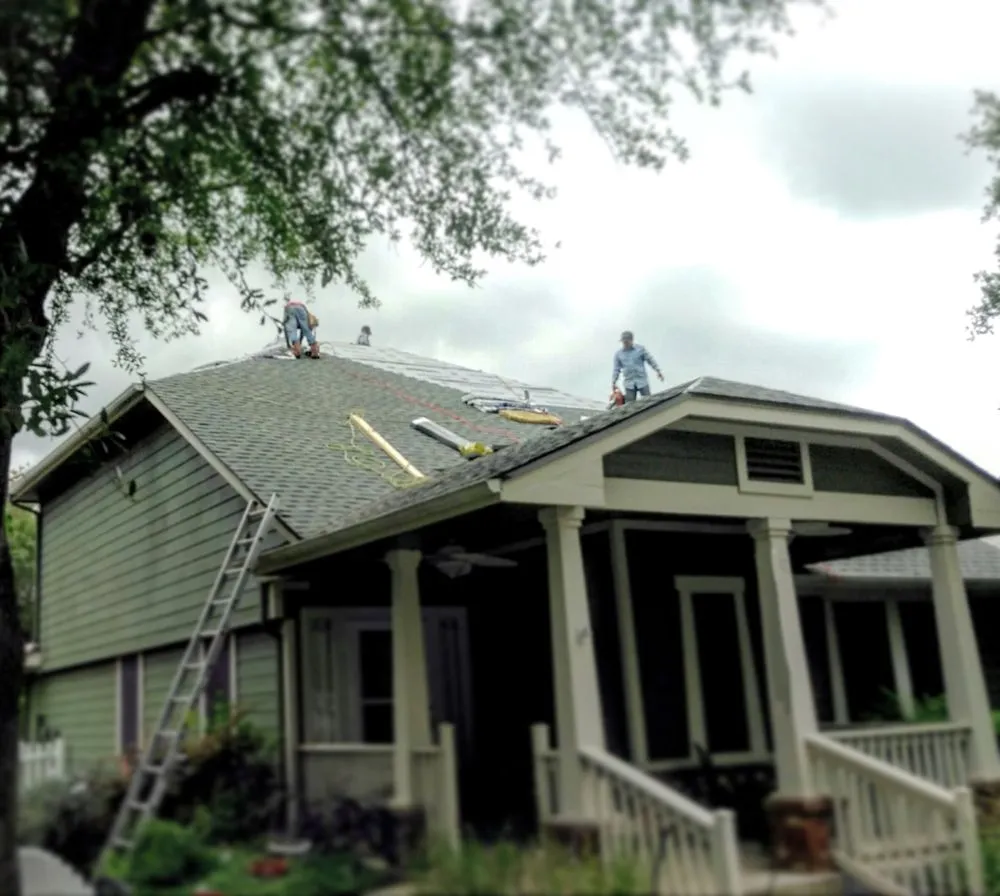 Slide of Driftwood Builders Roofing