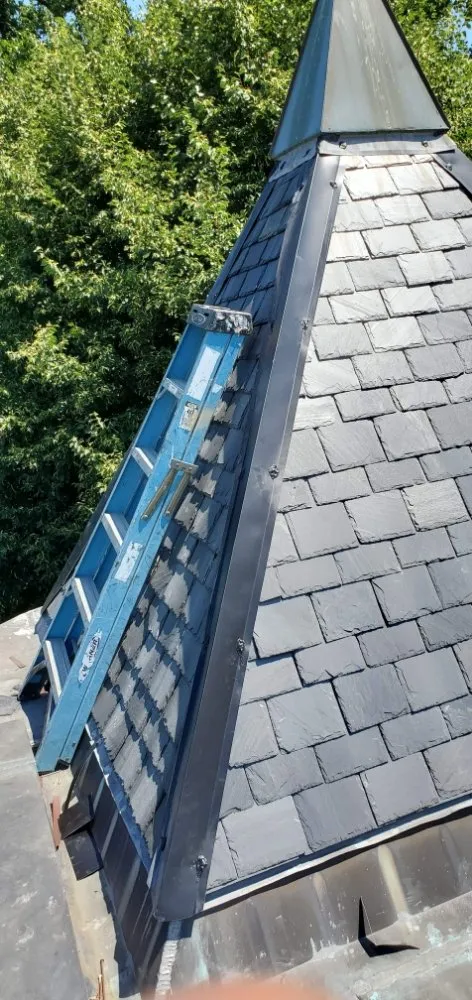 Slide of DRL Roofing Service