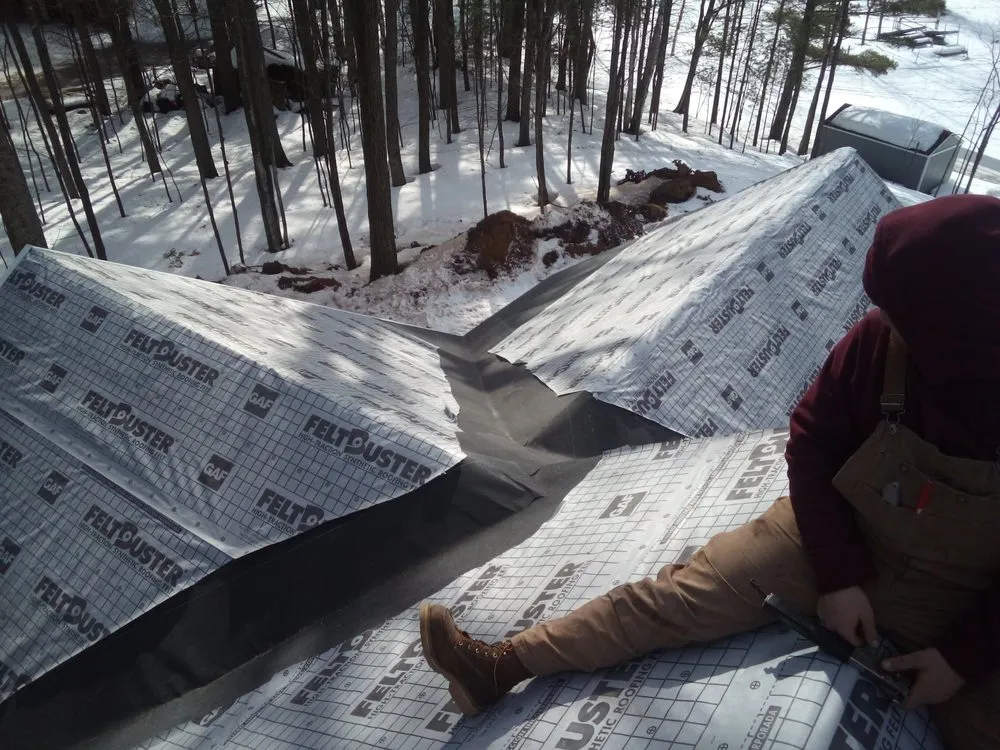 Expert roof leak repair experts serving Lake Tomahawk, WI - DRM Builders