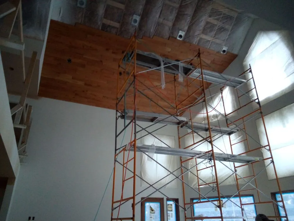 Emergency roof leak repair for fast service across Lake Tomahawk, WI - DRM Builders