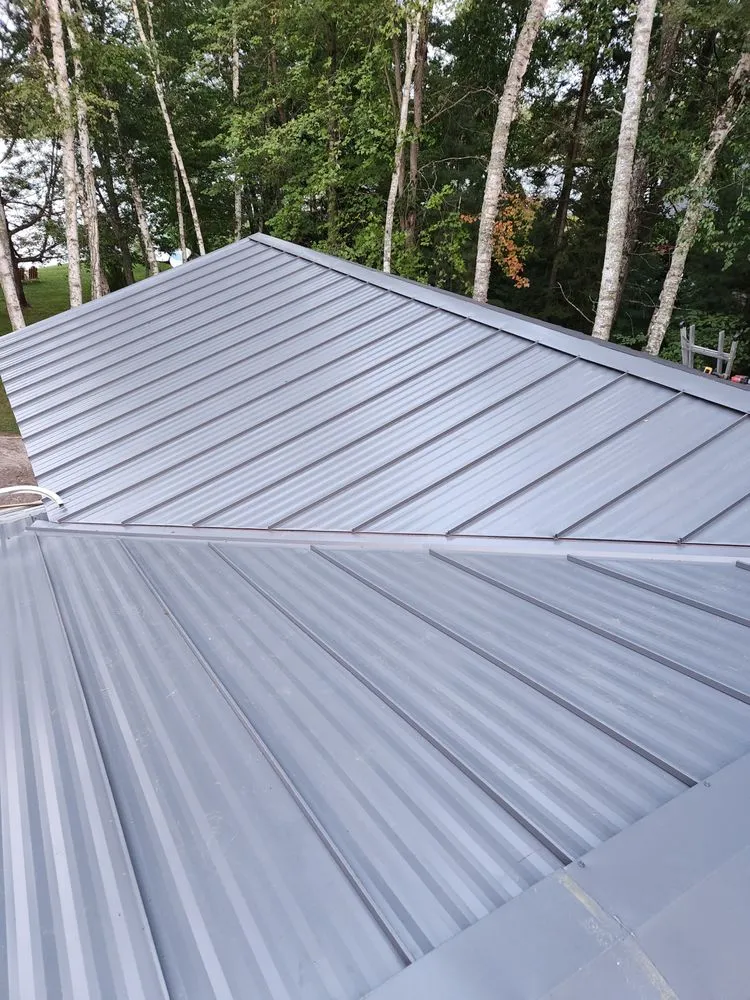 Licensed roof installation with free inspection across Lake Tomahawk, WI - DRM Builders