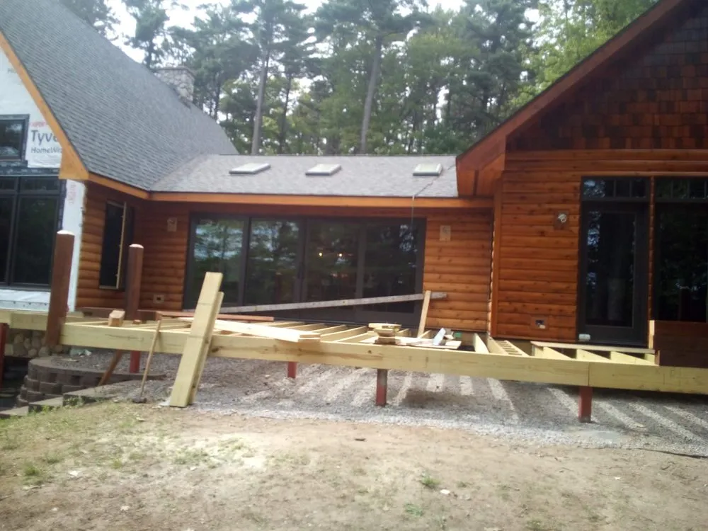 Professional roof installation experts serving Lake Tomahawk, WI - DRM Builders