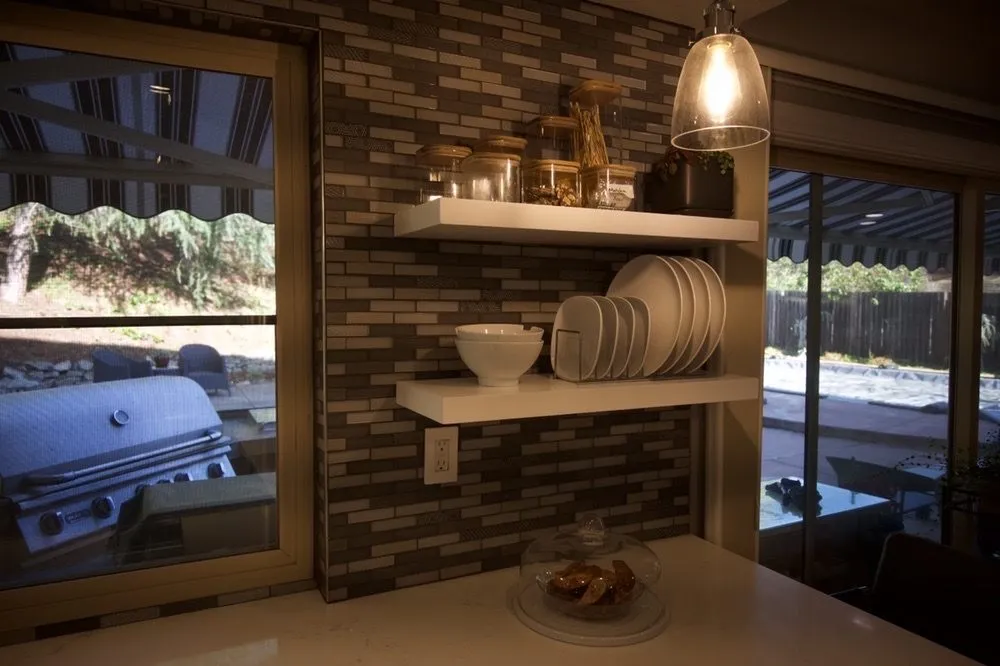 Slide of DRV REMODELING & CONSTRUCTION