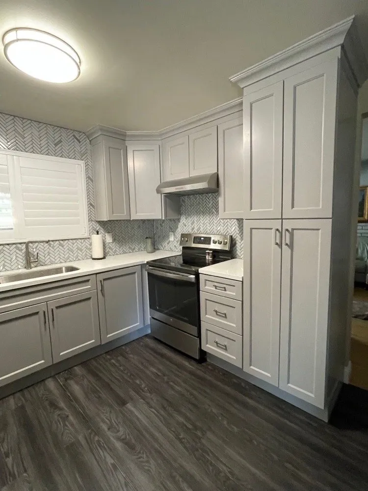 Slide of DRV REMODELING & CONSTRUCTION