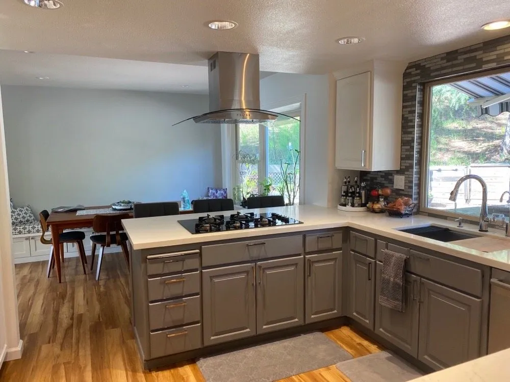 Slide of DRV REMODELING & CONSTRUCTION