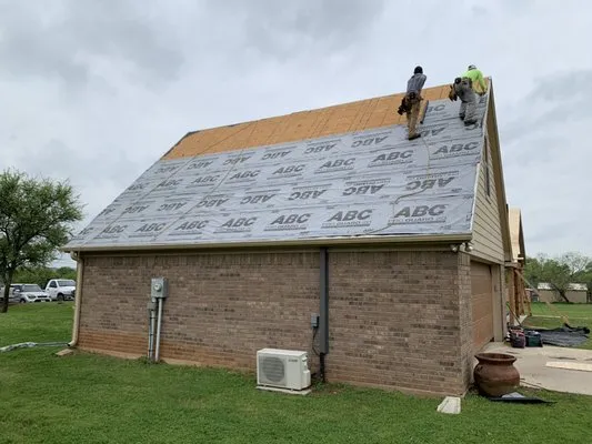 Dry Lake Roofing Logo