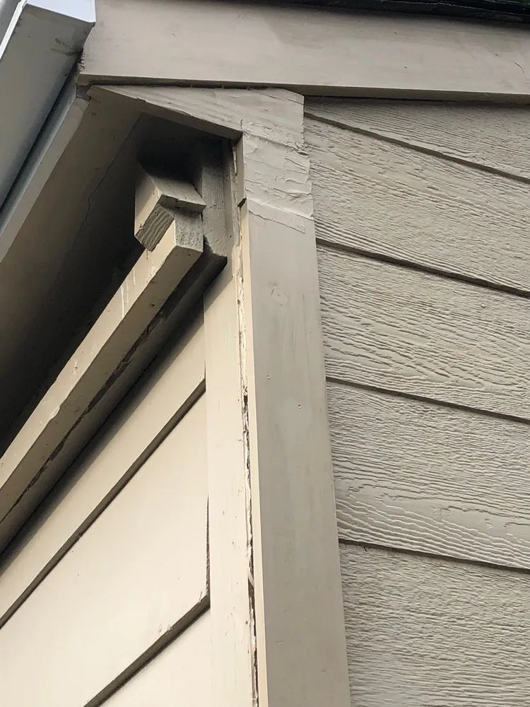 Slide of DryHome Roofing & Siding