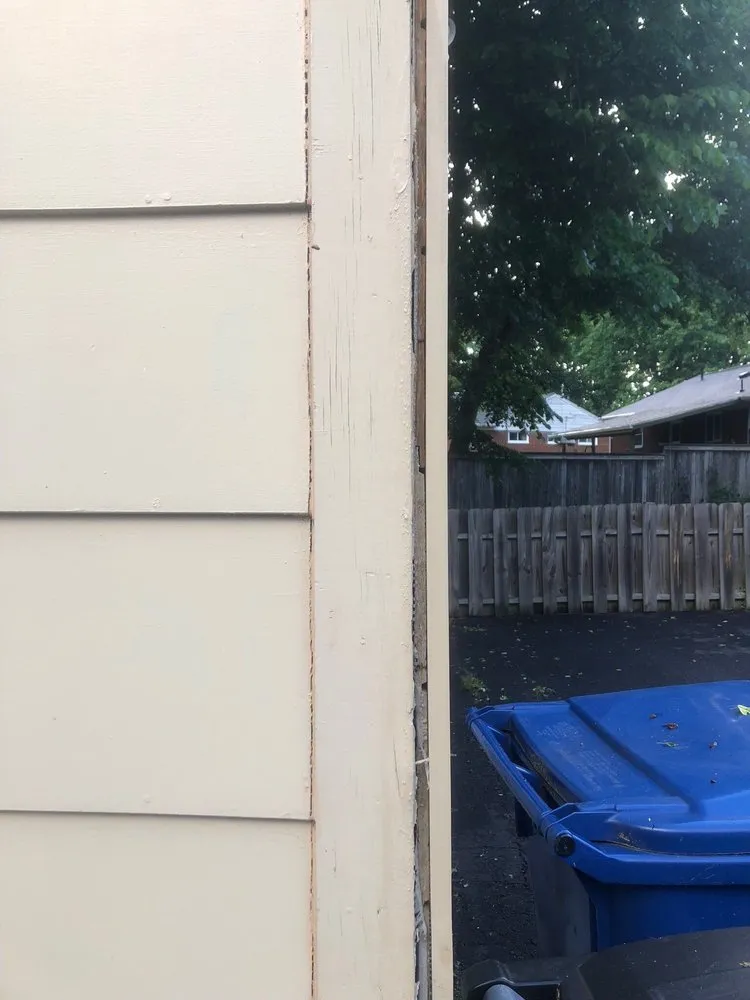 Slide of DryHome Roofing & Siding