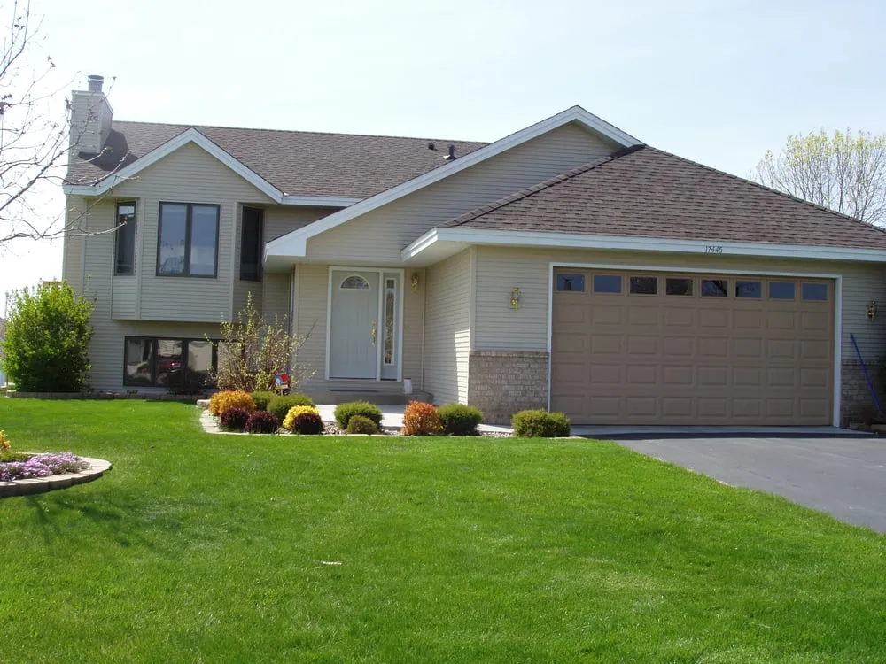 Slide of DS Bahr Construction