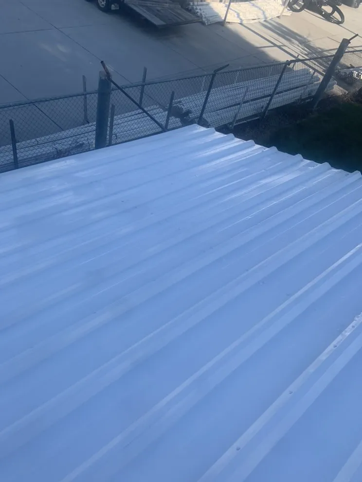 Slide of DS Foam Roofing