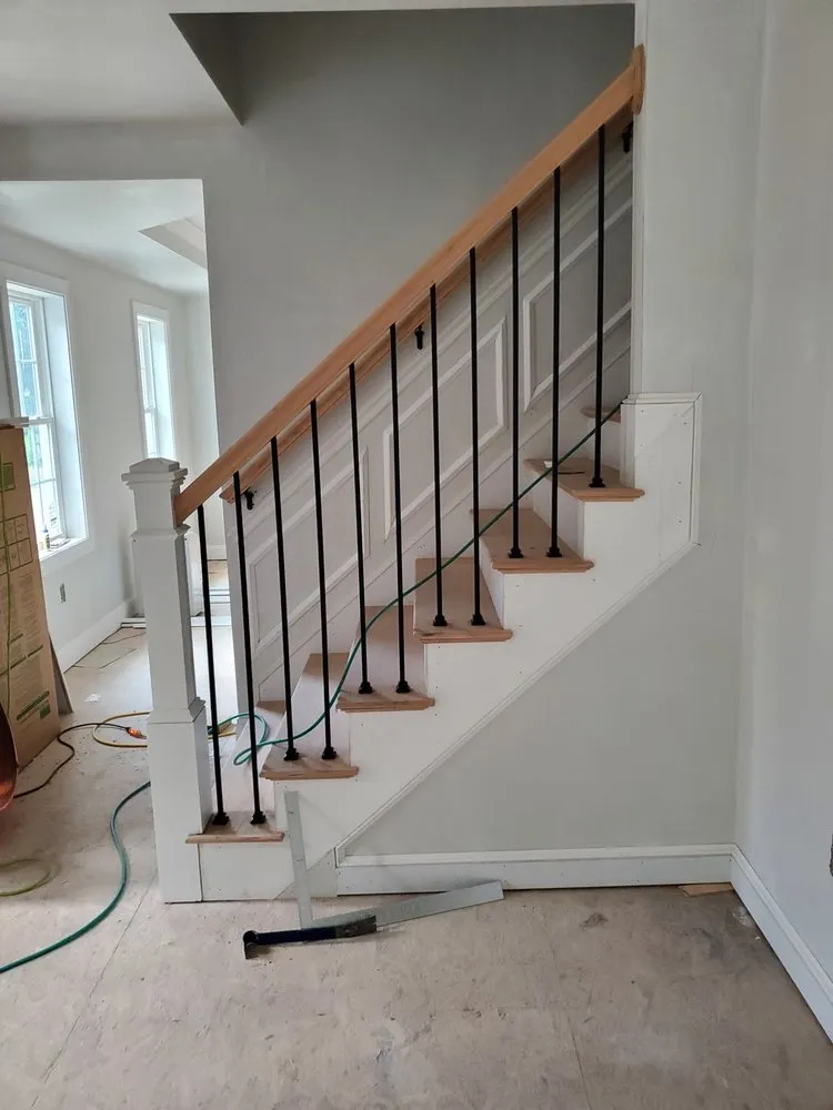 Slide of D&T Construction