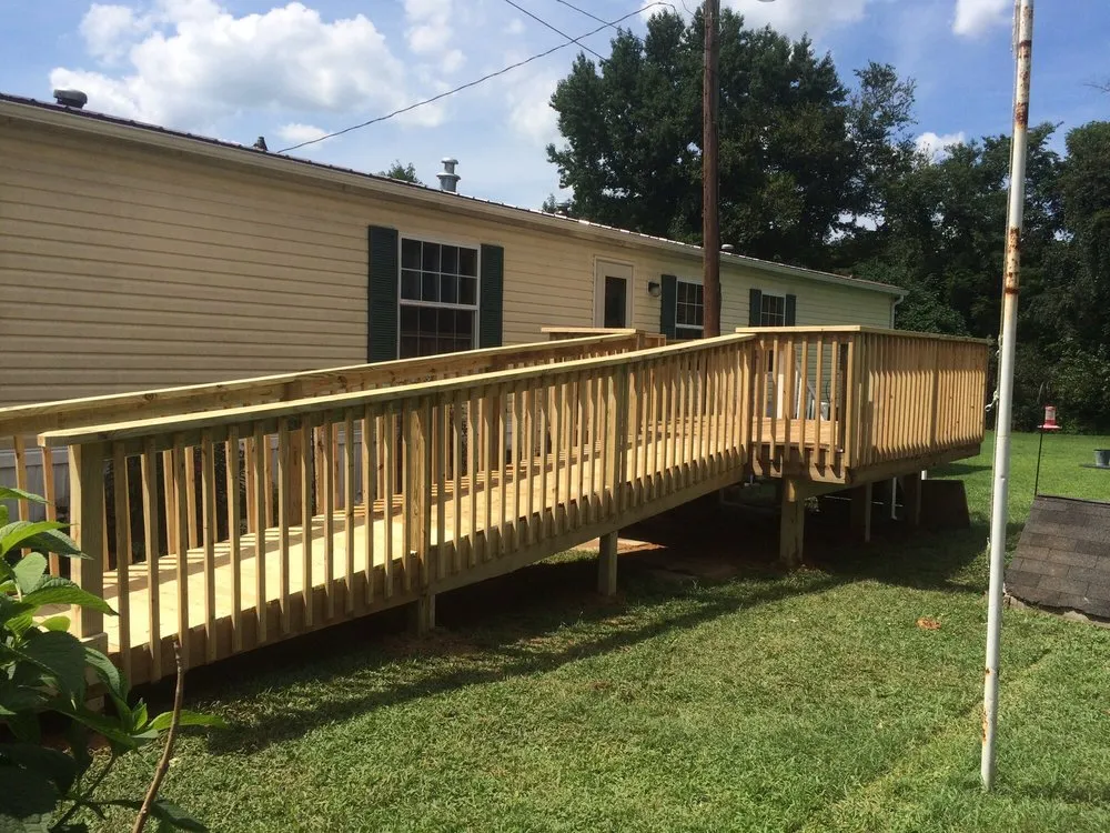 Emergency residential roofing service in Warwick, MD by D&T Home Improvements