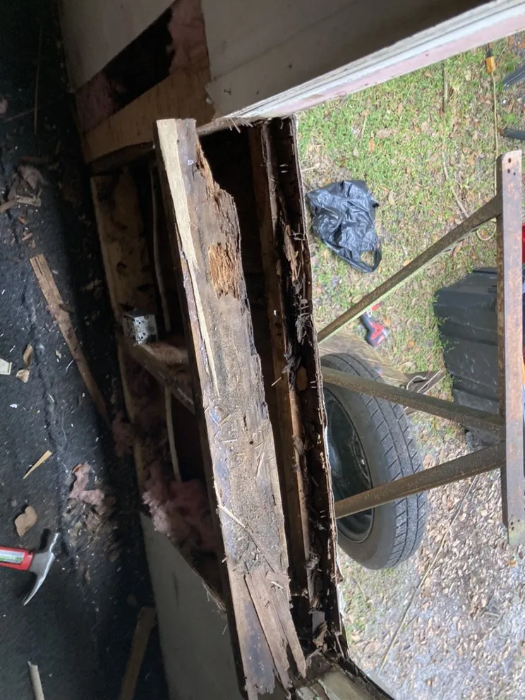 Slide of D&T Renovations