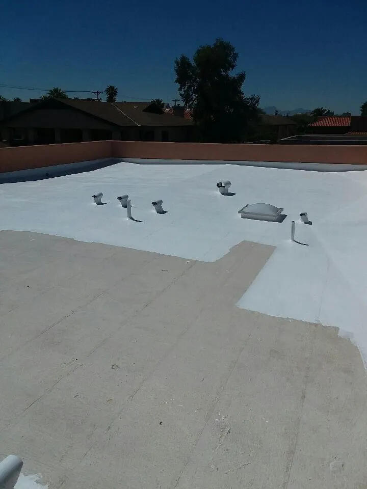 Slide of D&T Roofing and Waterproofing