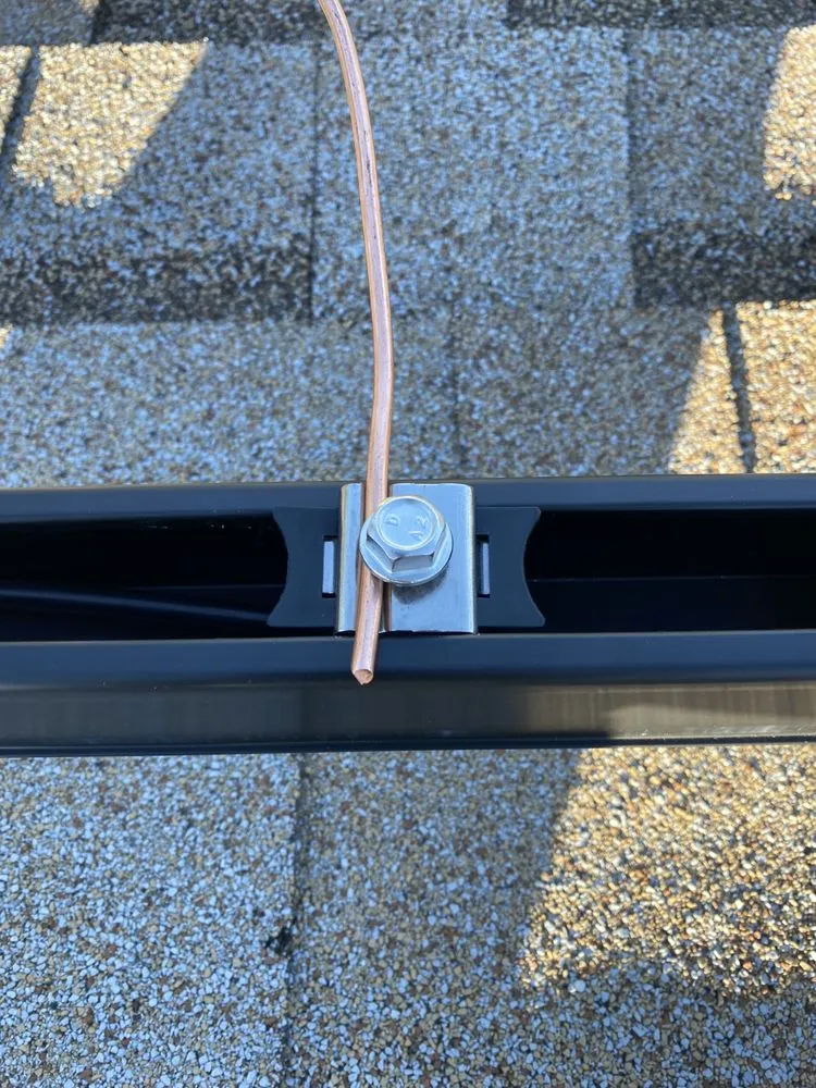 Slide of Duckys Foot Work