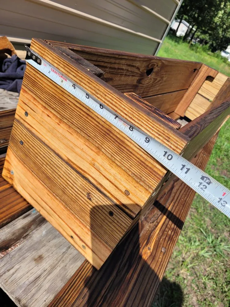 Slide of Duff's Handyman