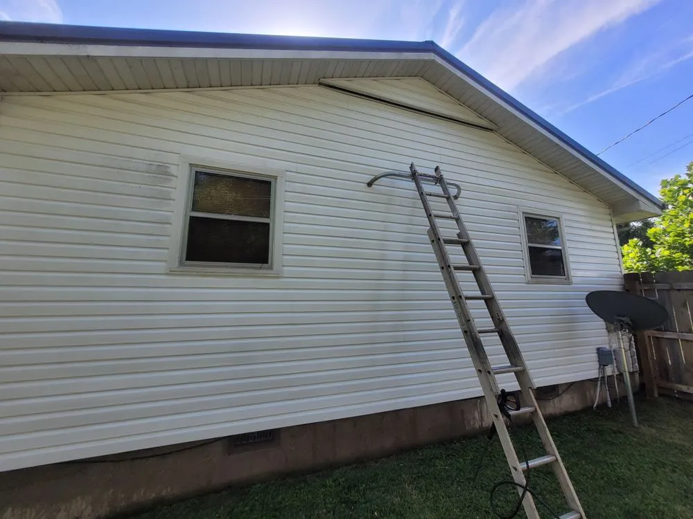 Slide of Duff's Handyman