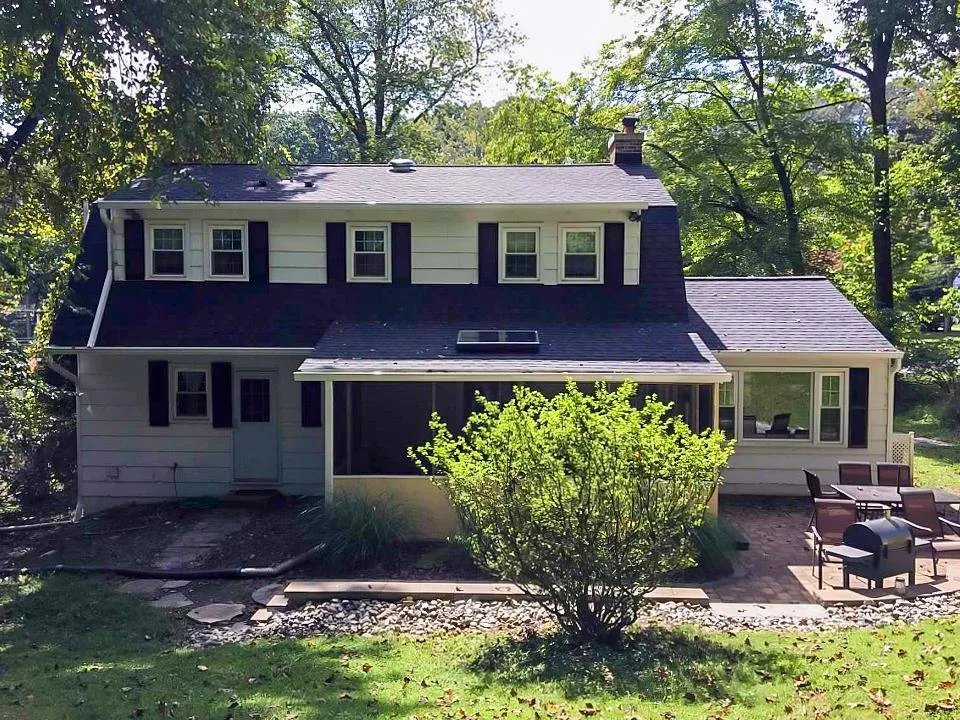 Slide of Duke Renovations & Roofing