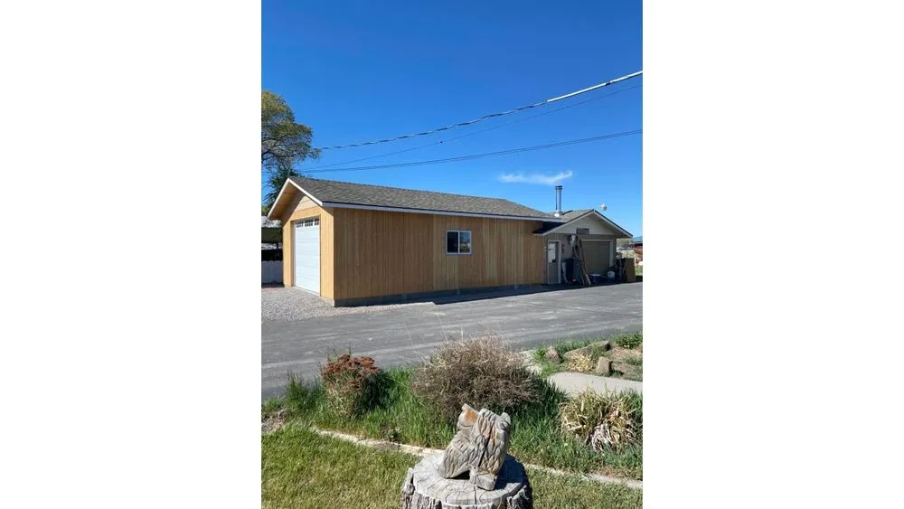 Slide of Duke Wynne Construction