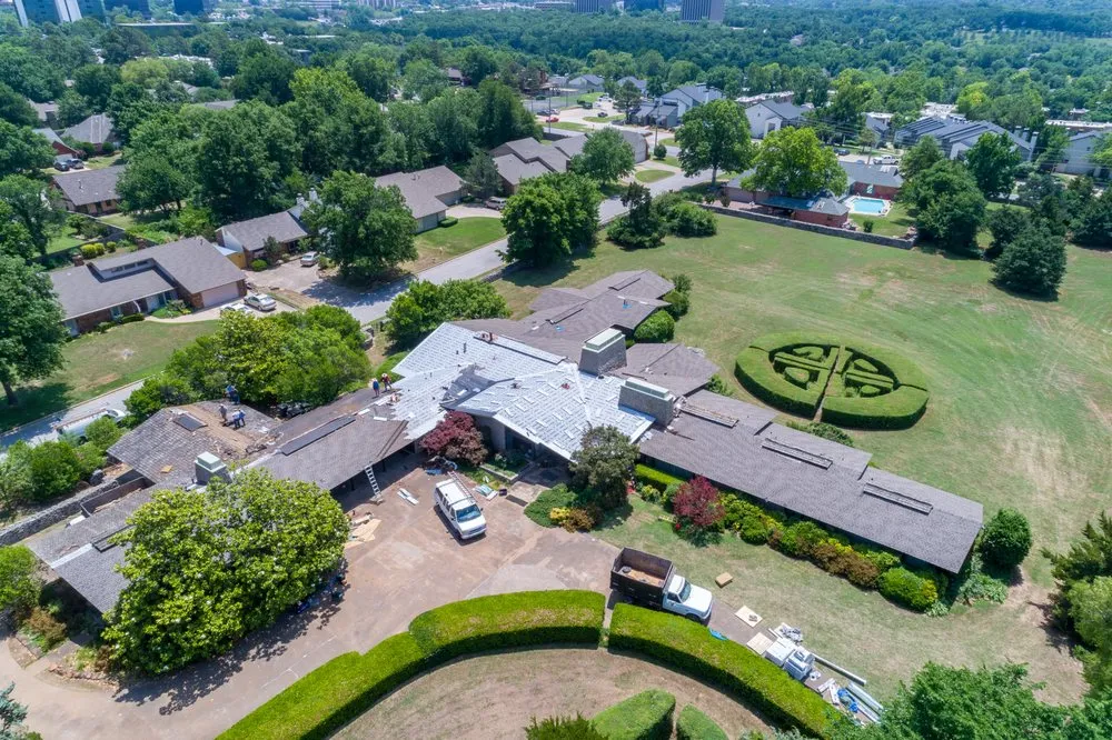 Slide of Dukes Roofing