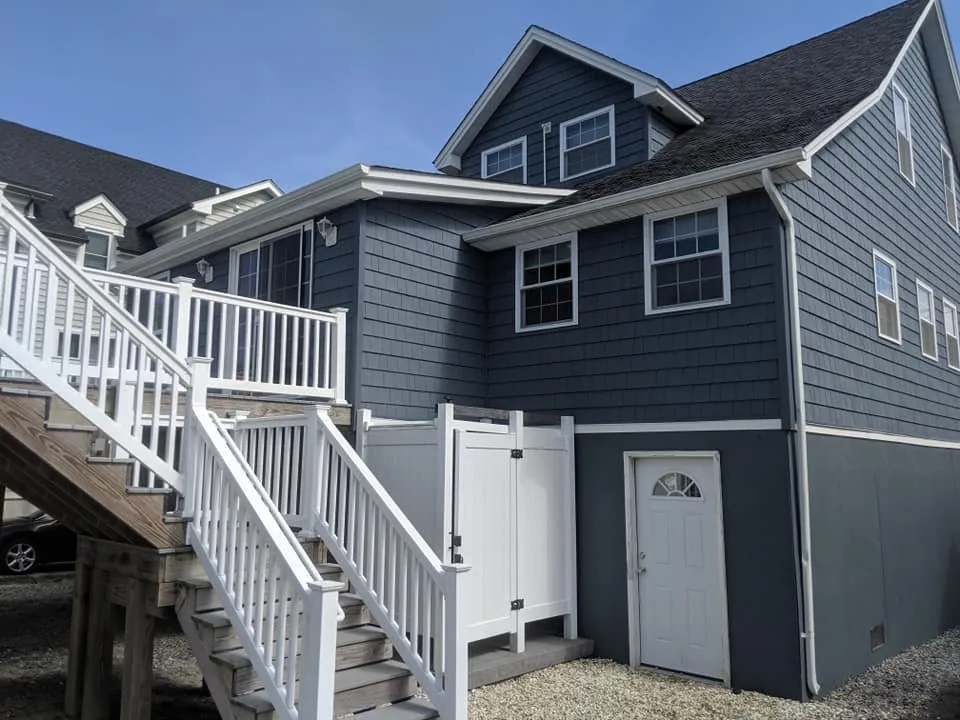 Slide of Dun-Rite Siding & Roofing