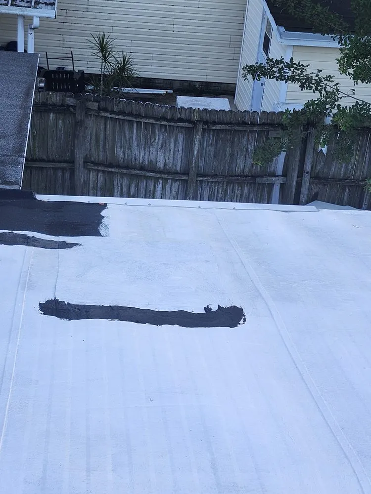 Slide of Duncan Roofing & Pressure Washing