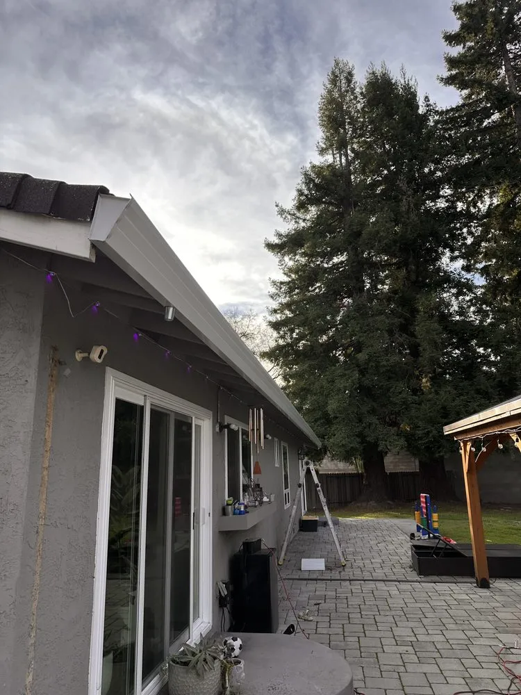 Slide of Duncan's Roofing