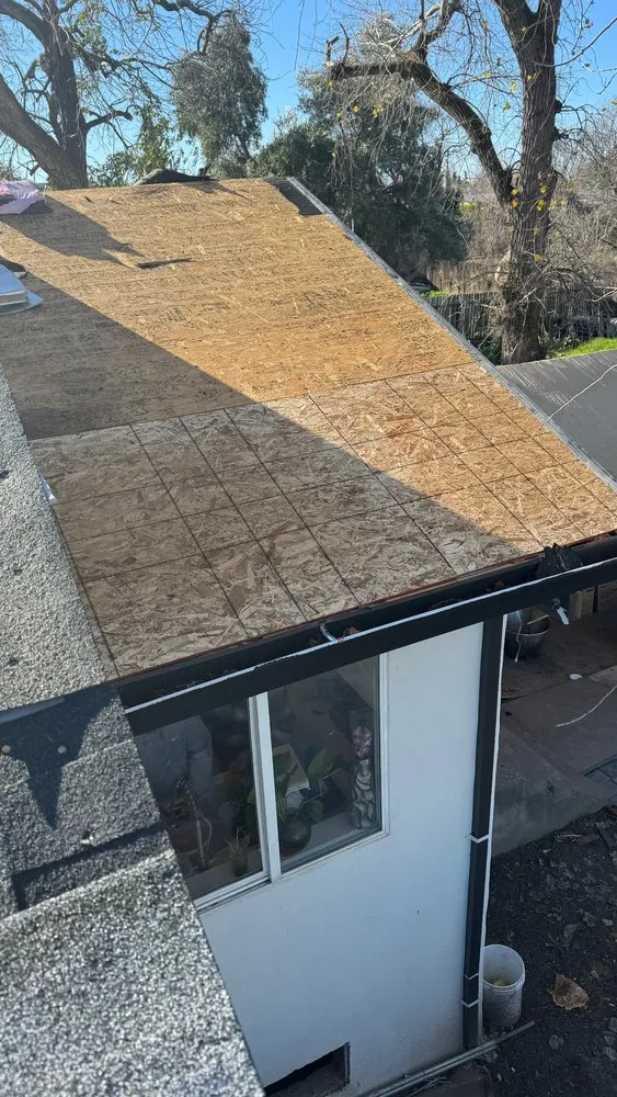 Slide of Duncan's Roofing