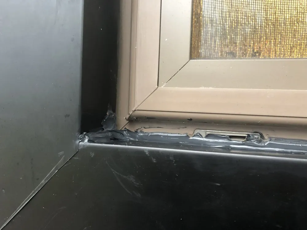 Slide of DunRite Exteriors