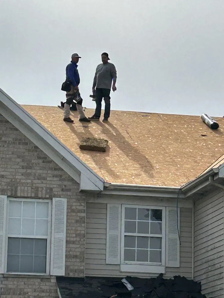 Reliable roof installation experts serving Downer Grove, IL - Dupage Adjusters