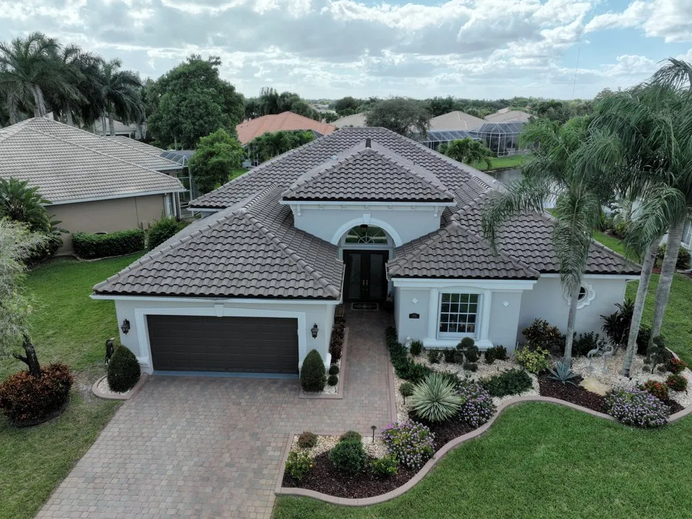 Professional residential roofing service near you in North Nokomis, FL by Dura Guard Roofing