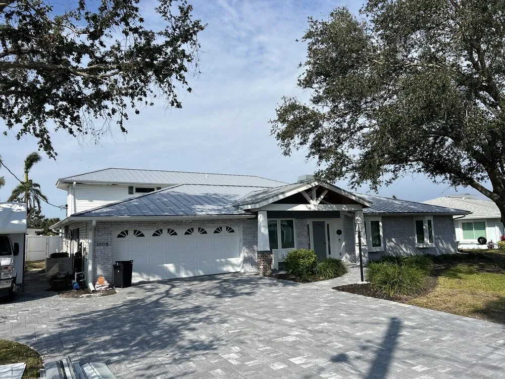 Professional roof installation experts serving North Nokomis, FL - Dura Guard Roofing