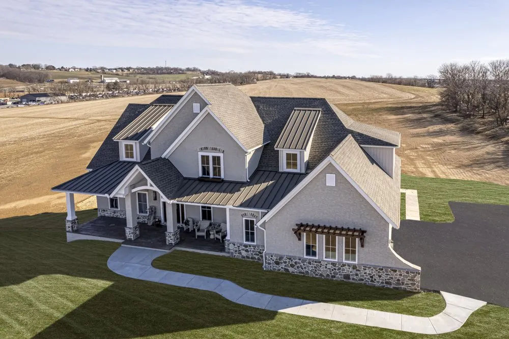 Slide of DuraCraft Roofing