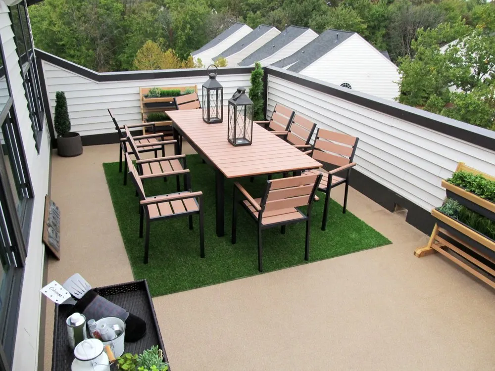 Slide of Duradek Mid Atlantic