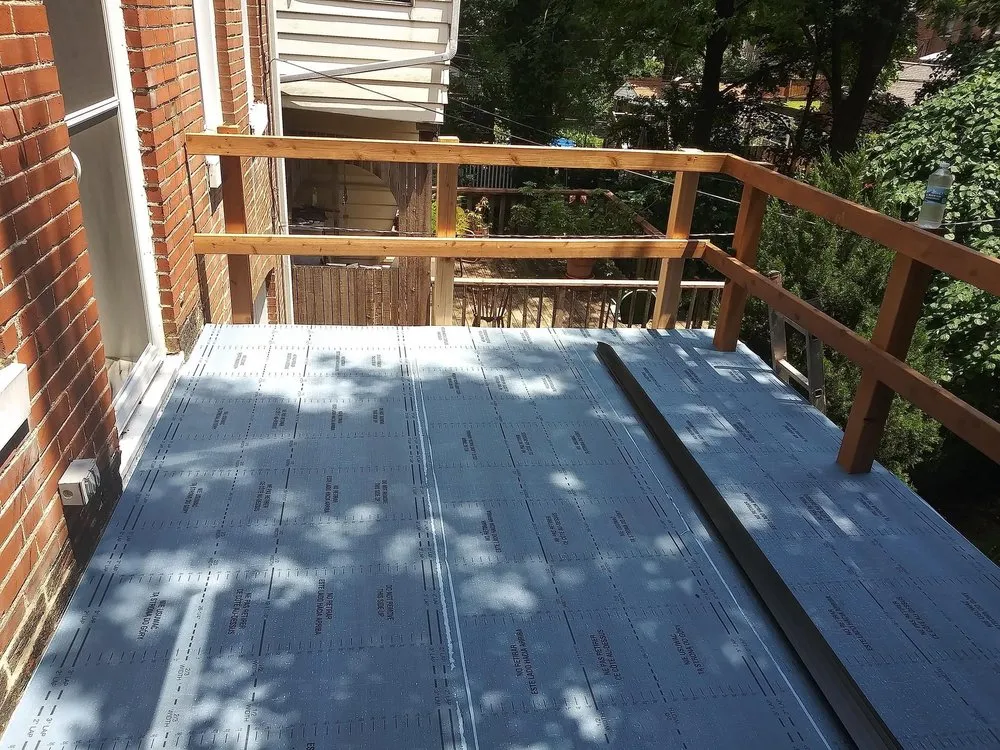 Emergency residential roofing service experts serving St. Louis, MO - Duran & Sons Roofing