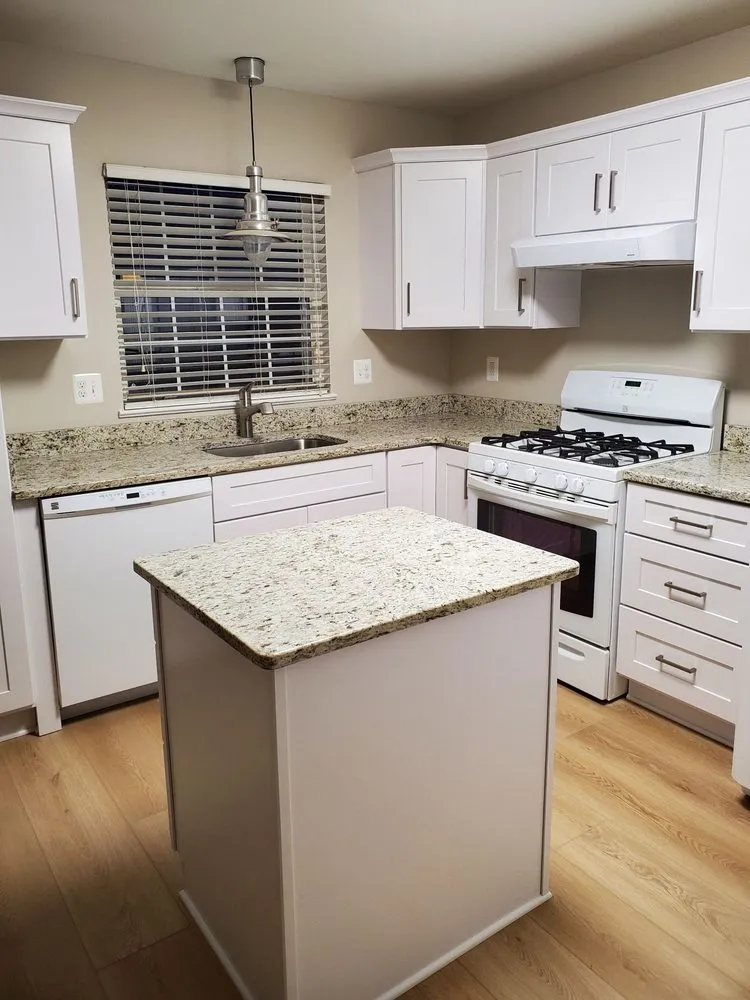 Slide of Duran Contracting