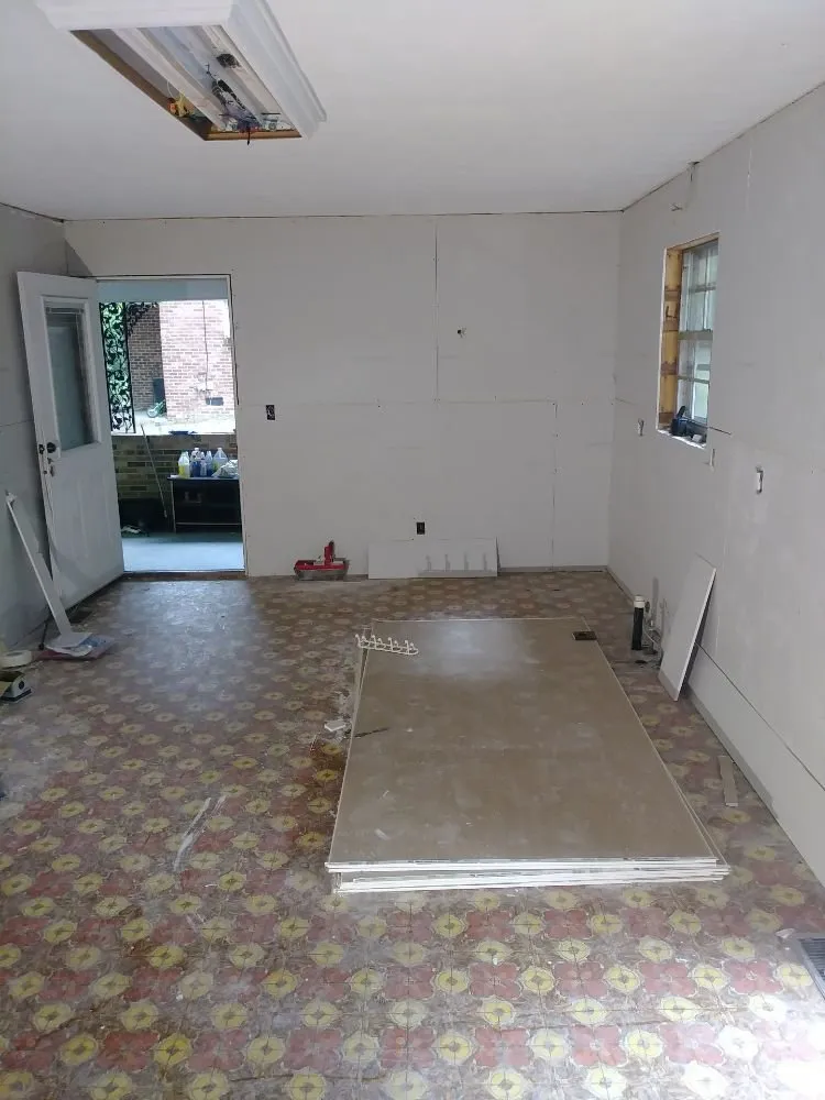 Slide of Dustins Handyman Services