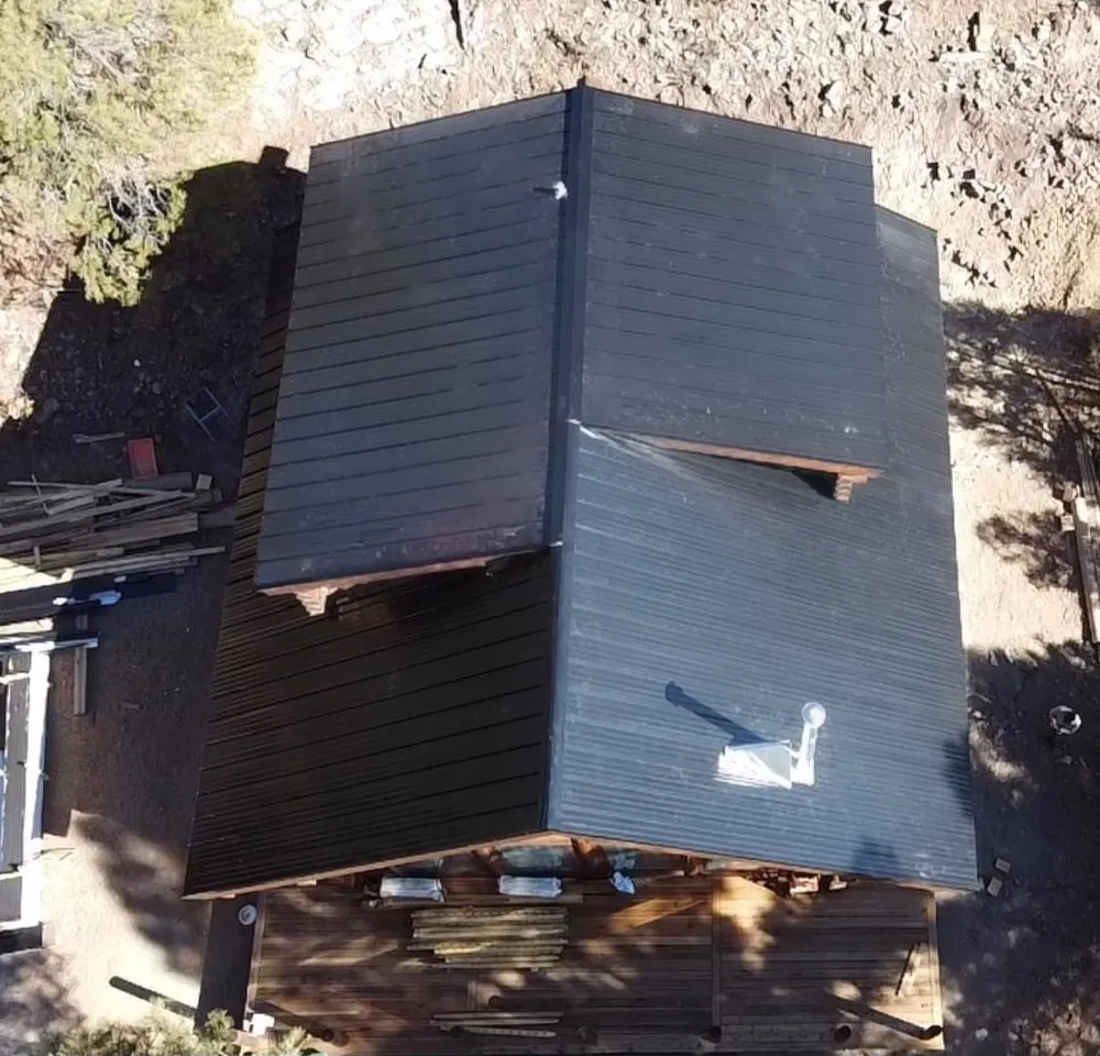 Slide of Dutchland Roofing